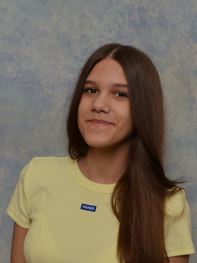 7 Lana Đurić 7 Lana Đurić